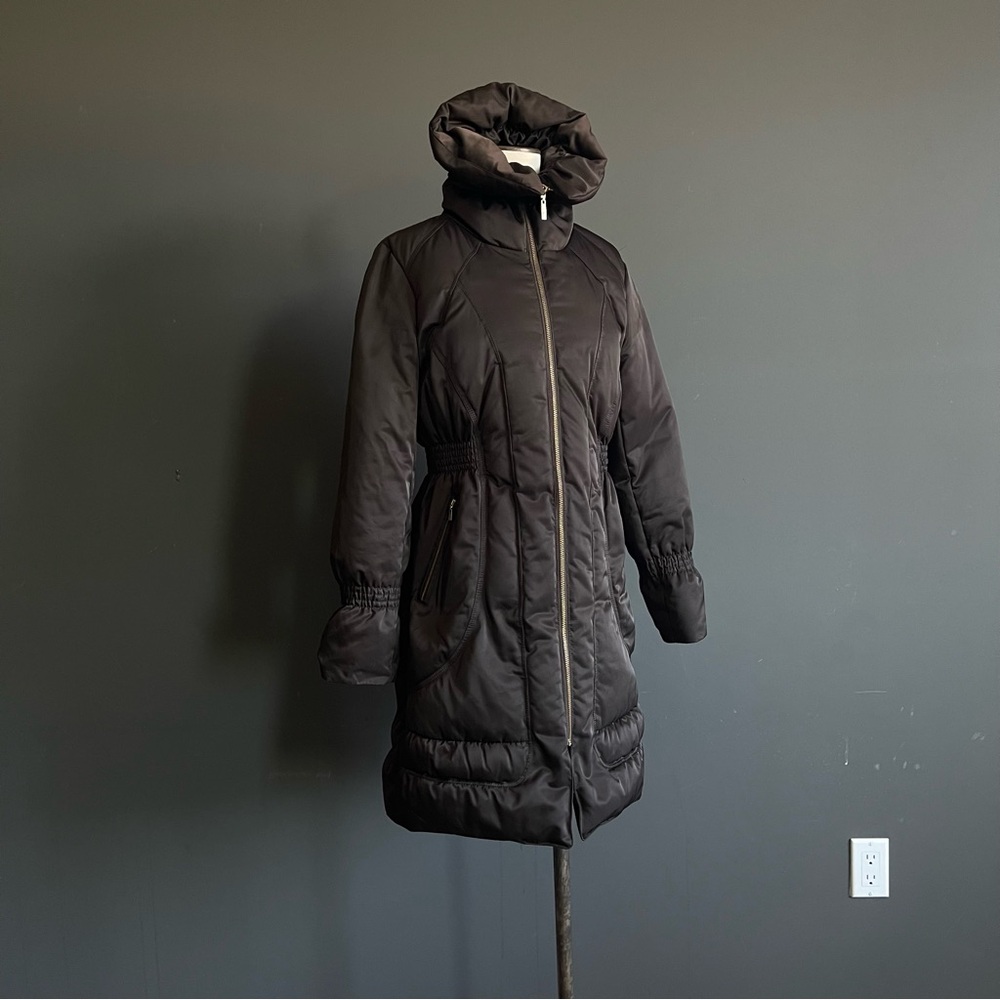 Cole Haan Chocolate Brown Down Puffer Coat Sculptural Collar Luxe Fit Resortwear